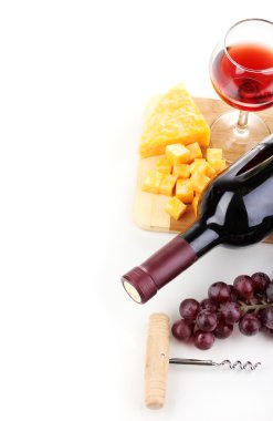 büyük şarap kadehinin ve izole üzerine beyaz peynir ile