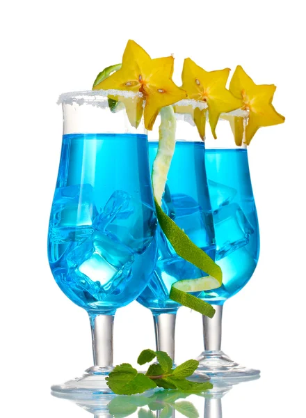 Blue cocktail in glasses with ice and sugar isolated on white — Stock Photo, Image