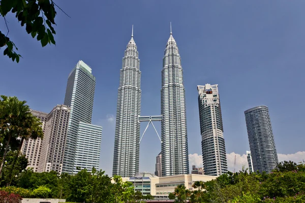 Torres Petronas em Kuala Lumpur, Malásia — Fotografia de Stock