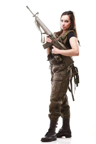 Armeefrau mit Waffe - schöne Frau mit Gewehr Plastik — Stockfoto