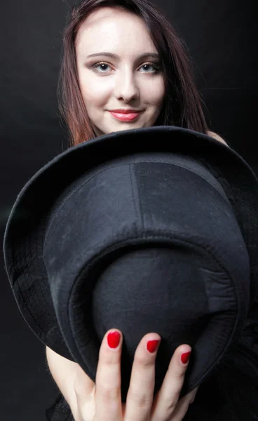 Портрет женщины в красном корсете — стоковое фото