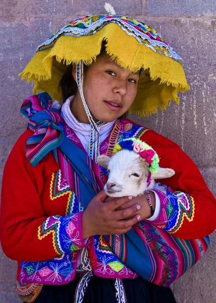 Peruanisches Mädchen — Stockfoto