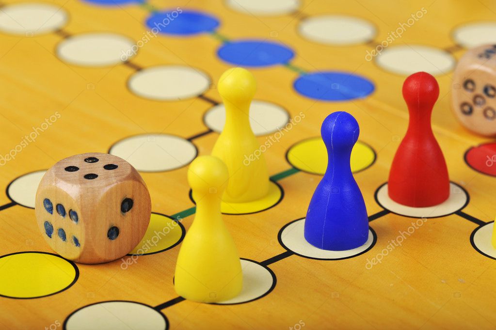 Foto de Jogo De Ludo e mais fotos de stock de Amarelo - Amarelo