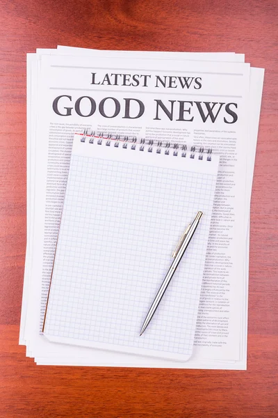 Die Zeitung gute Nachrichten — Stockfoto