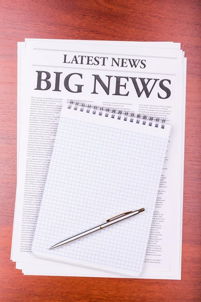 The newspaper BIG NEWS — Stock Photo, Image