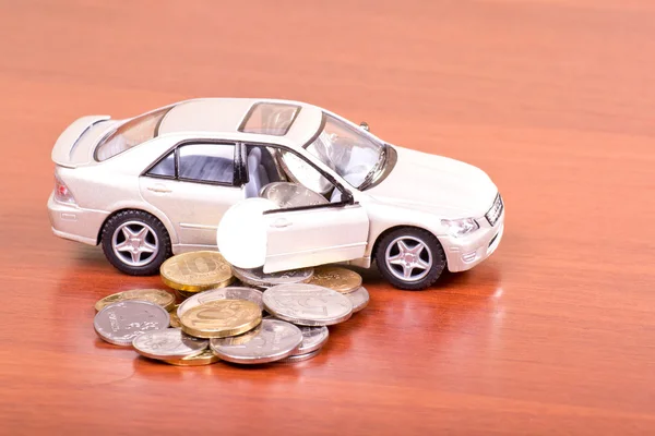 Car and coin — Stock Photo, Image