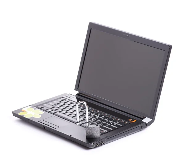 Abra o cadeado de segurança laptop whit — Fotografia de Stock