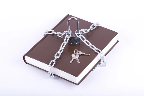 Brown book, chain, key and padlock — Stock Photo, Image