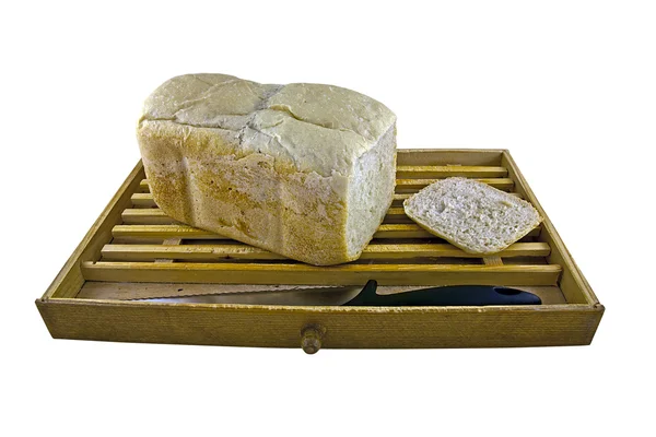 Ev yapımı beyaz ekmek üzerinde beyaz izole — Stok fotoğraf