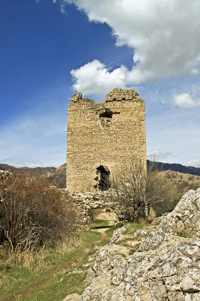 城堡废墟的 torockoszentgyorgy，cetatea coltesti，罗马尼亚 — 图库照片