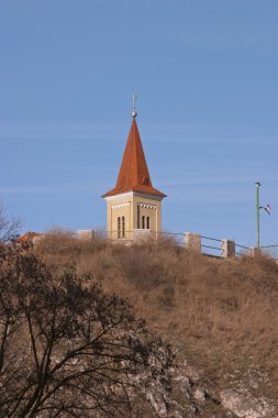 kilise kulesi