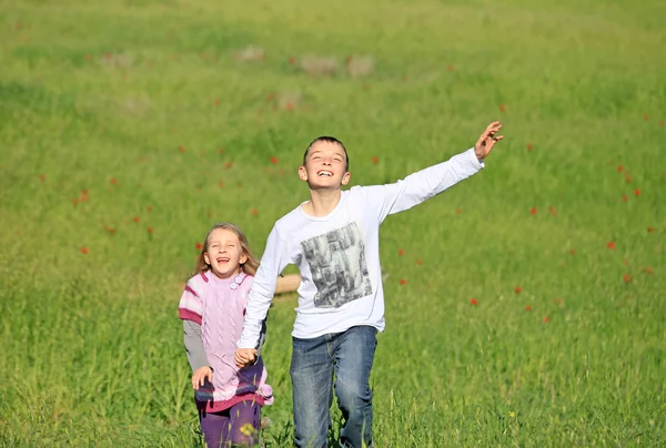 Brother and sister laugh — Stock Photo, Image