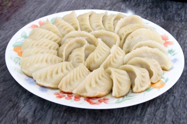 potstickers Çin köfte tabağı