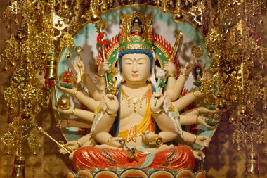 Longevity Bodhisattva Samantabhadra Goddess Statue clipart