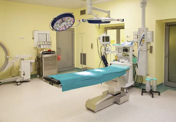 Operační sál ve veřejné nemocnici — Stock fotografie