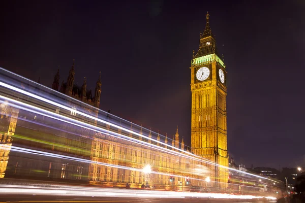 Casas do Parlamento e Big Ben à noite, Londres — Fotografia de Stock