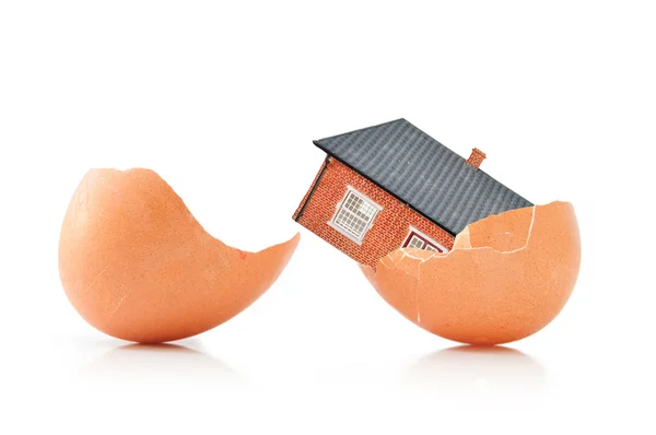 House inside an egg — Stock Photo, Image