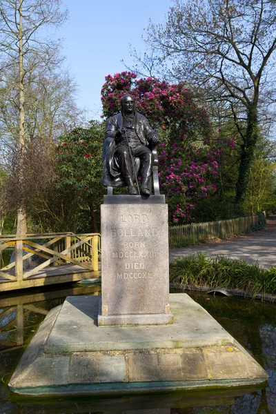 Άγαλμα του Λόρδου Ολλανδία στο holland park, Λονδίνο — Φωτογραφία Αρχείου