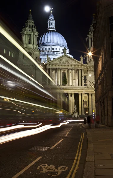 St. Paul's Cathedral at Night — Stock Photo, Image