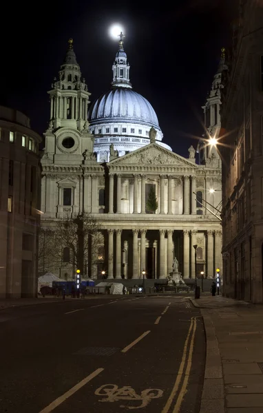 St. Paul's Cathedral at Night — Stock Photo, Image