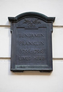 benjamin franklin evin Londra'nın üzerinde plak