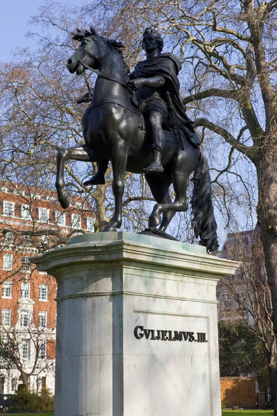 William III Statue in St. James's Square in London — Stock Photo, Image