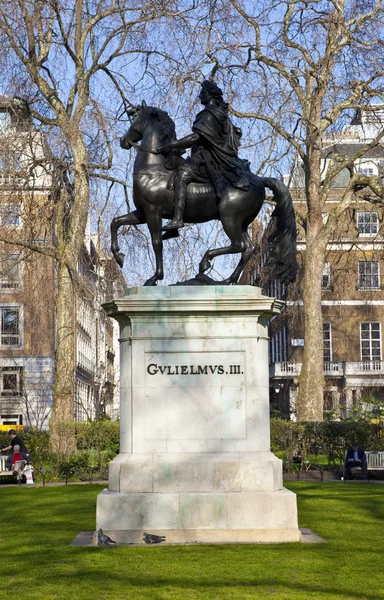 Statua di Guglielmo III in Piazza San Giacomo a Londra — Foto Stock