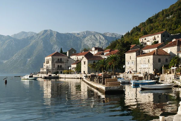 Perast dorp in de buurt van kotor in montenegro — Stockfoto