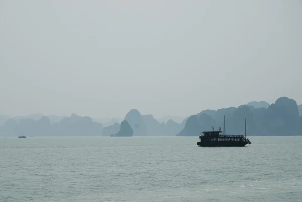 Bahía de Halong en Vietnam —  Fotos de Stock