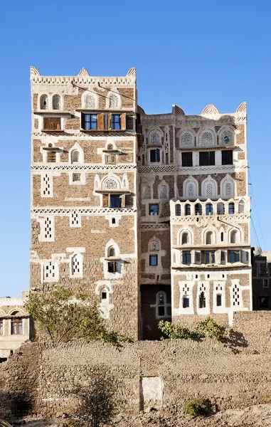 Sanaa, Iêmen - arquitetura tradicional iemenita — Fotografia de Stock
