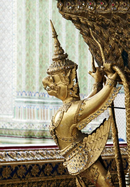 Statue in grand palace bangkok thailand — Stock Photo, Image