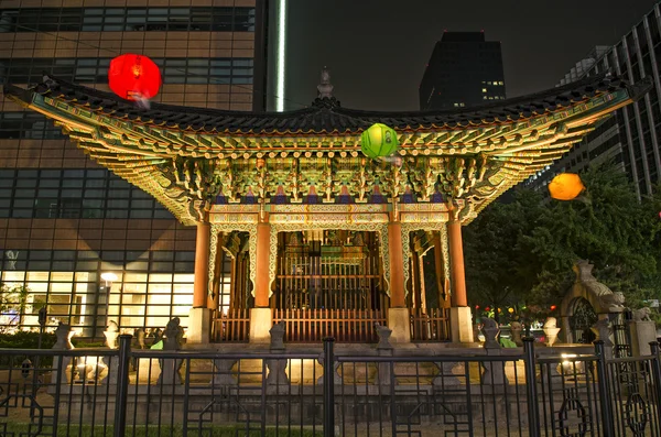 Templo no centro de Seul Coréia do Sul — Fotografia de Stock