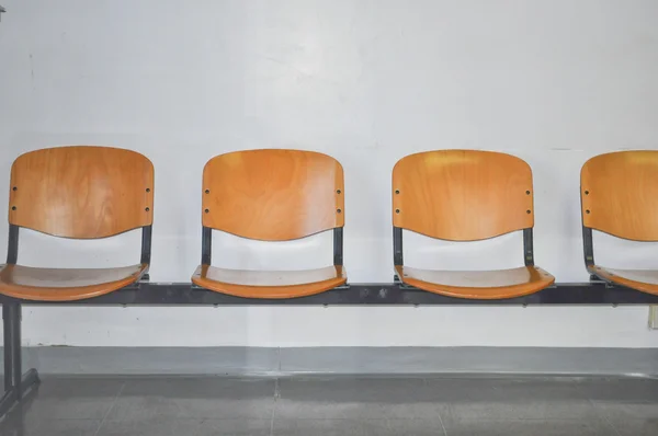 Пустые стулья — стоковое фото