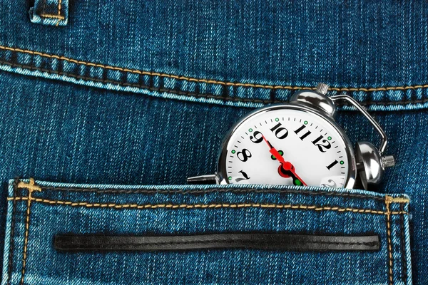 Reloj en bolsillo de jeans — Foto de Stock