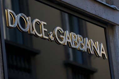 e Dolce gabbana