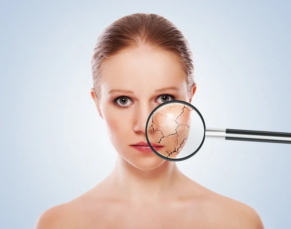 Concepto de efectos cosméticos, tratamiento y cuidado de la piel. cara de y — Foto de Stock