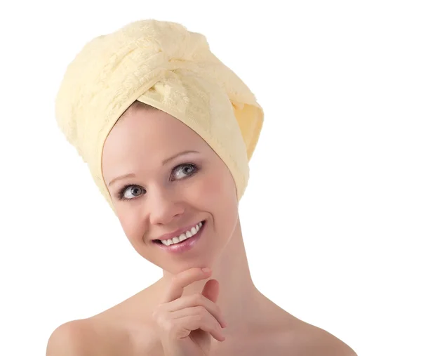 Krásná zdravá dívka v čistý ručník, samostatný — Stock fotografie