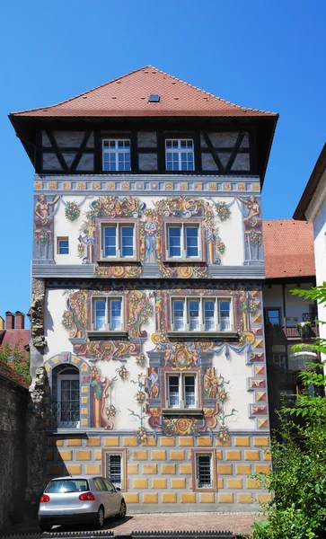Немецкий дом с фресками . — стоковое фото