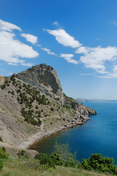 De Krim zeegezicht met Kaap hoba-kaya. — Stockfoto