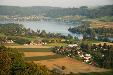 eteklerinde stein am rhein yukarıda.