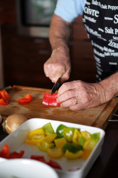 Preparing peppers — Stock Photo, Image