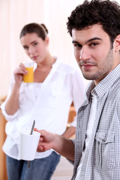 Couple with morning drinks — Stock Photo, Image