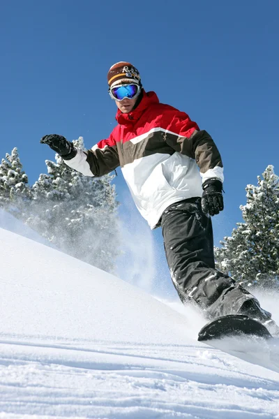 Snowboarder in Aktion — Stockfoto