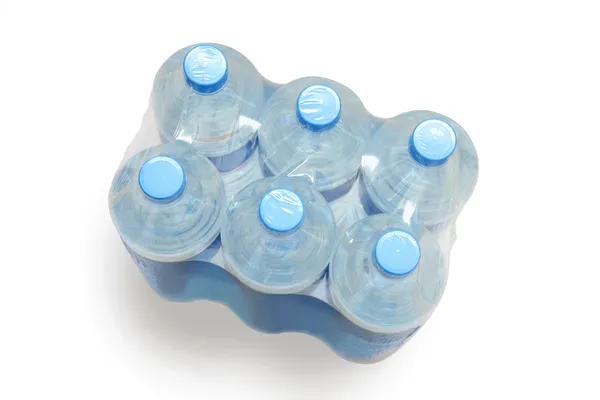Paquete de seis de agua mineral —  Fotos de Stock