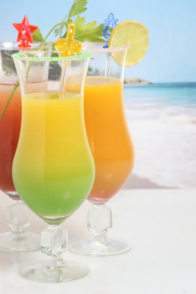 Koktejly na pláži — Stock fotografie