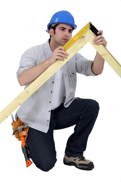 Carpenter making a frame — Stock Photo, Image