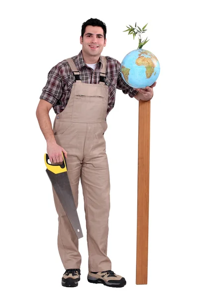 Gezegen için çalışan bir marangoz. — Stok fotoğraf