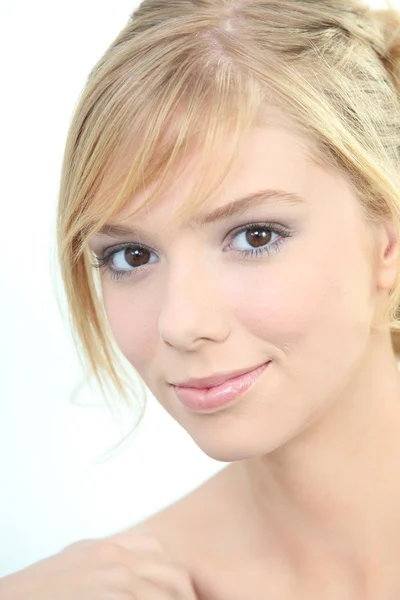 Close-up of blond with bare shoulders — Stock Photo, Image