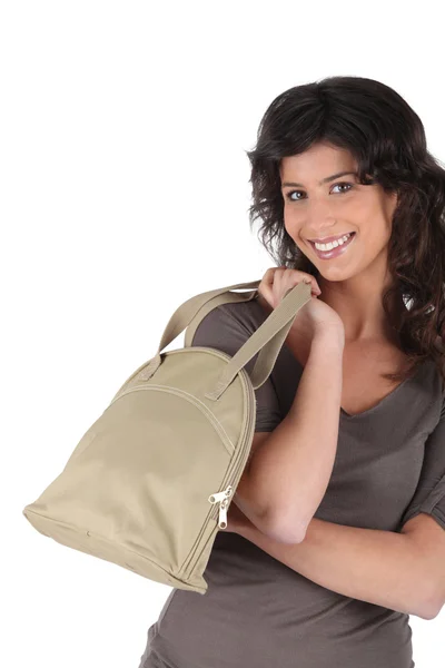 Portret młodej kobiety z torebki — Zdjęcie stockowe