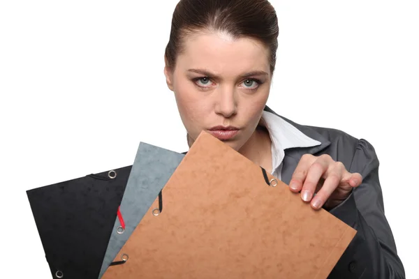 Бізнес-леді з папками — стокове фото